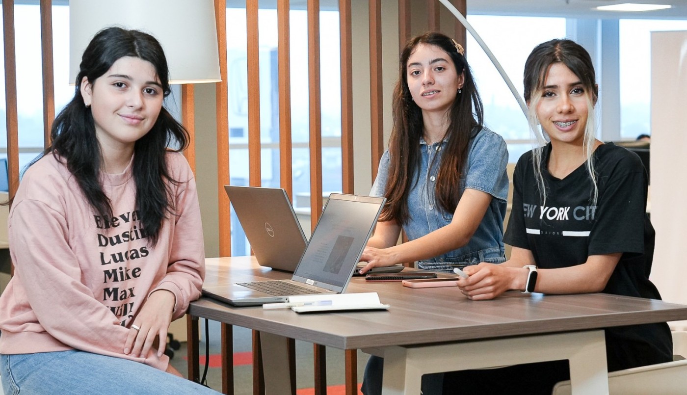 Tres adolescentes cordobesas desarrollaron una aplicación para detectar incendios: cómo funciona | Córdoba