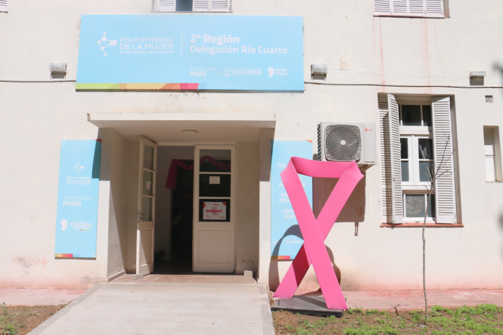 Día Internacional de la lucha contra el Cáncer de Mama: se realizaron controles gratuitos en el Polo Regional de la Mujer de la Capital Alterna | Córdoba