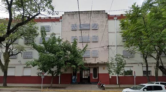 Denuncian a alumnos de un colegio de Chaco por la venta de fotos de compañeras desnudas creadas con IA | Actualidad