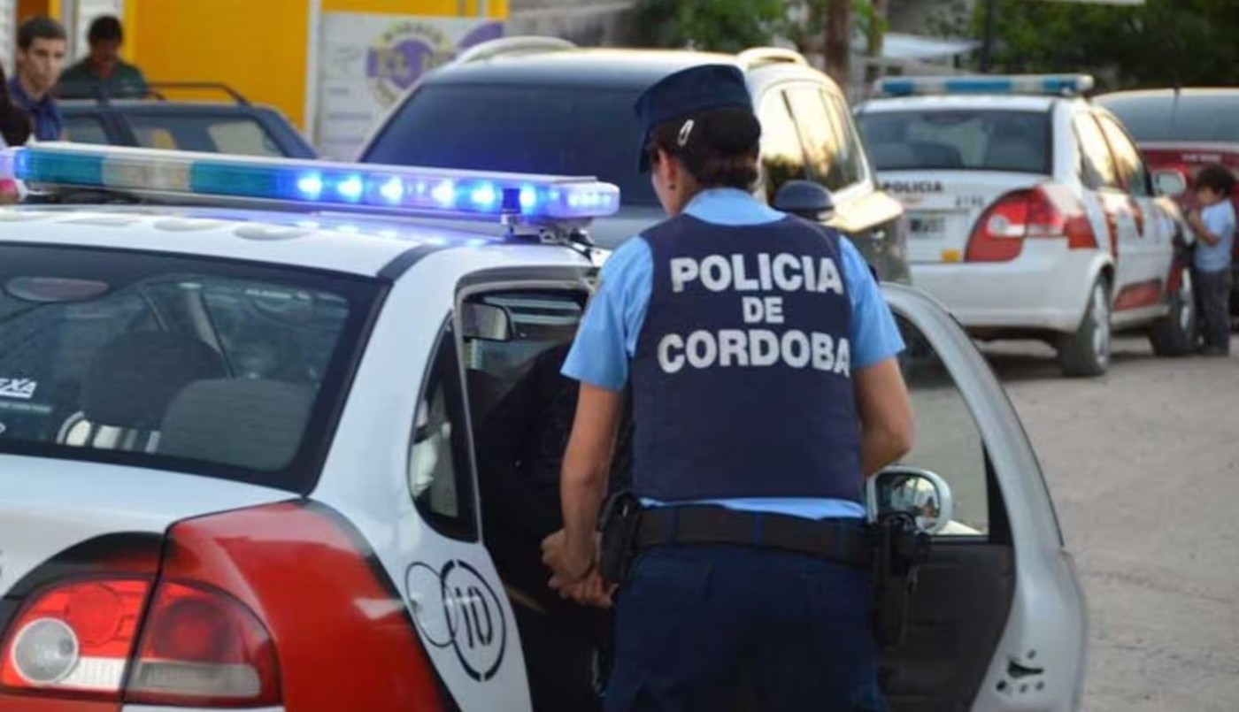 Barrio El Cerrito: un ladrón entró a una casa, lo echaron a machetazos y simuló ser víctima | Córdoba