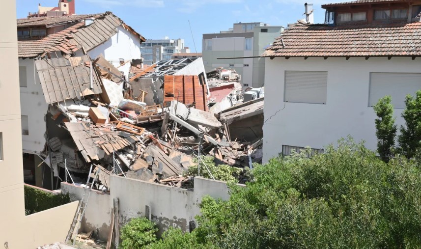 Derrumbe en Villa Gesell: liberaron a dos albañiles y dos capataces | Actualidad