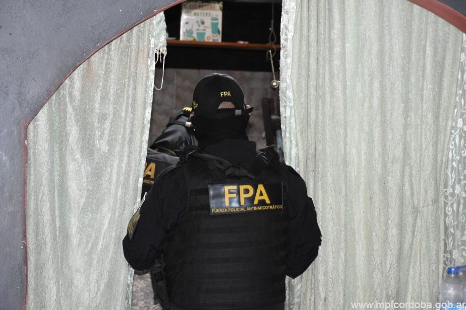 Barrio Müller: FPA secuestró estupefacientes en una casa durante un allanamiento | Córdoba