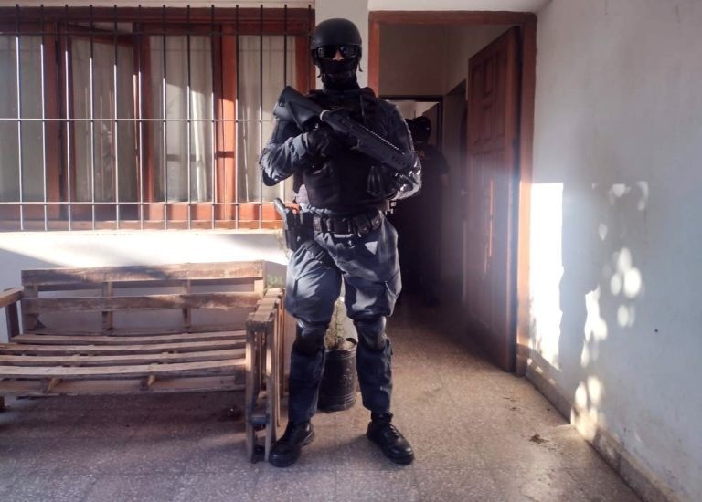 San Javier: FPA detuvo a dos hermanos por comercializar estupefacientes | Córdoba