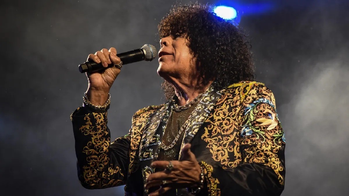 La Mona Jiménez anunció tres bailes en el Sargento Cabral | Córdoba