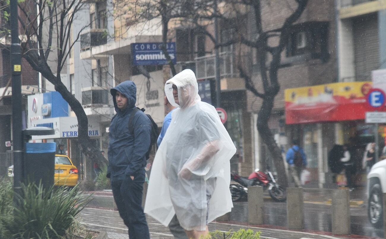 Tiempo en Córdoba: martes húmedo, caluroso y con posibles tormentas | Córdoba