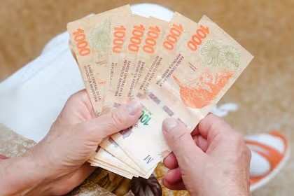 Cómo y cuándo está programado el cobro de aguinaldo de diciembre 2024 | Córdoba