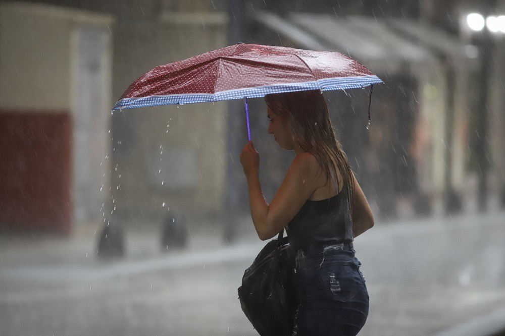 Tiempo en Córdoba: alerta por tormentas y fuertes vientos con posible caída de granizo | Córdoba