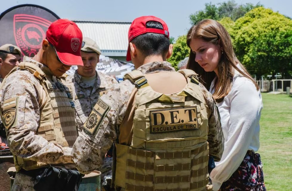 Autoridades de Brasil visitaron Córdoba para capacitarse en el uso de armas no letales | Córdoba