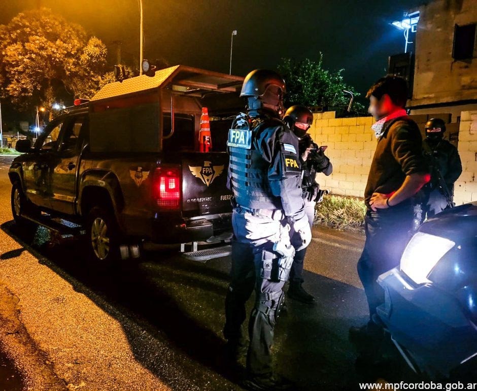 Continúan los patrullajes antinarcóticos: FPA secuestró cocaína en barrio Inaudi | Córdoba