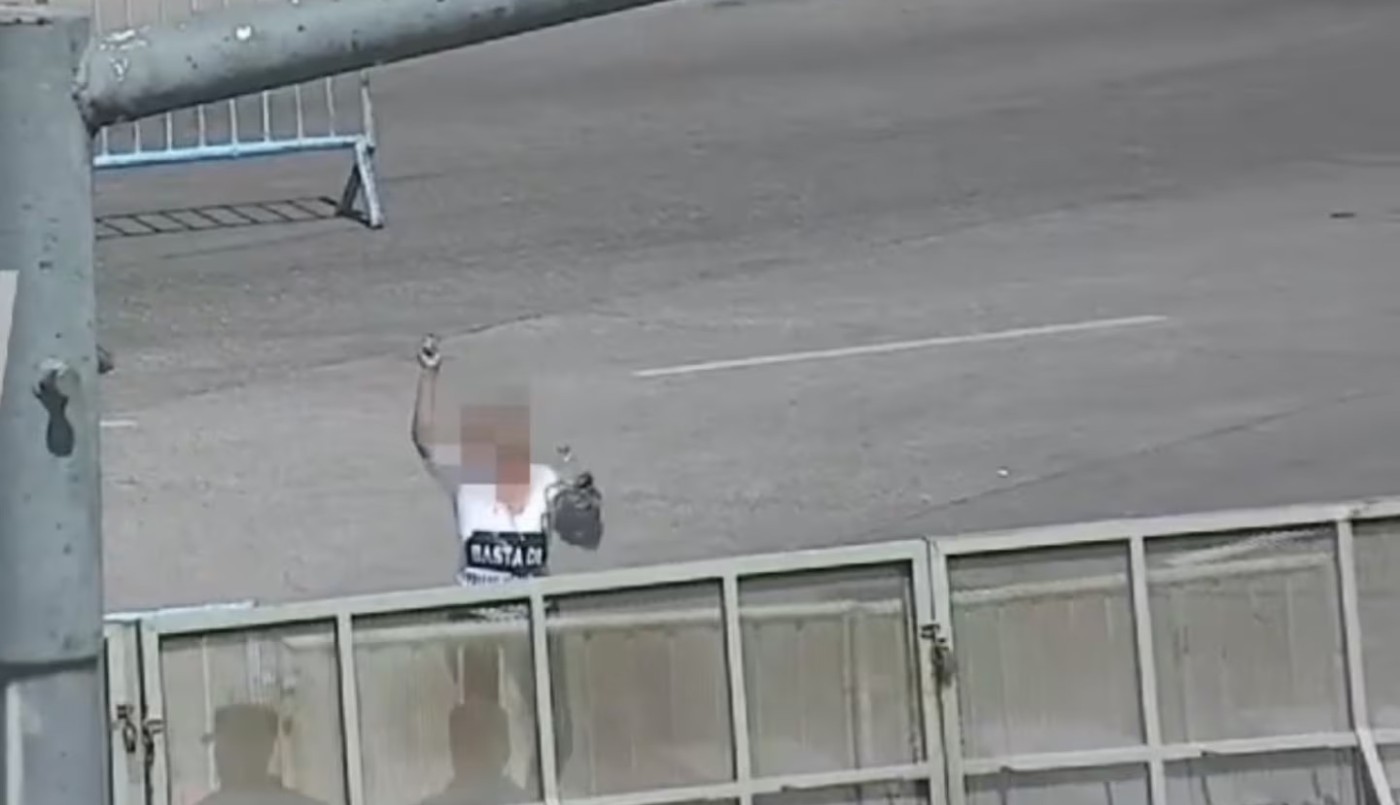 Una mujer fue detenida por portar un bidón de nafta y un encendedor durante una manifestación | Córdoba