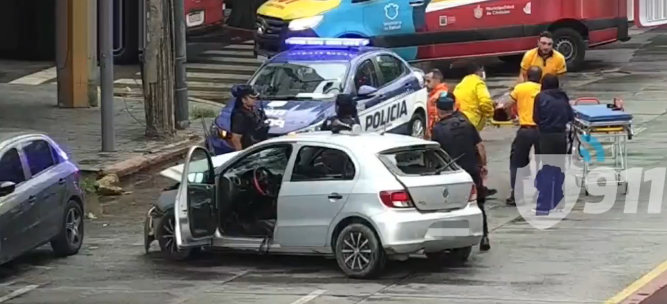Choque en la Av. Colón: Intentó Ocultar un Arma y Quedó Filmado | Córdoba
