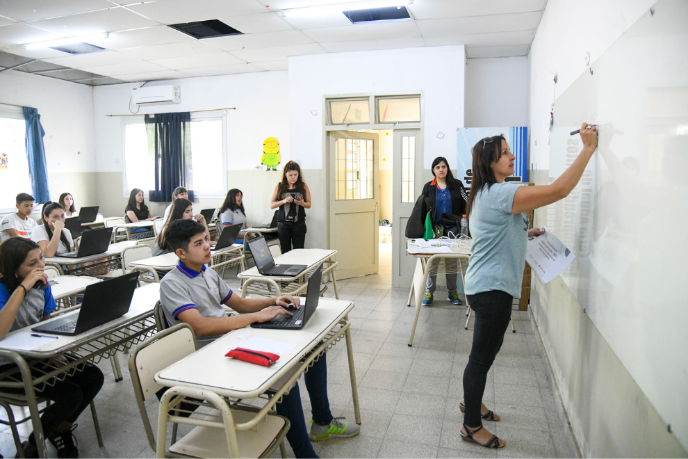 Córdoba renovará sus planes de estudio con enfoque participativo en 2025 | Córdoba