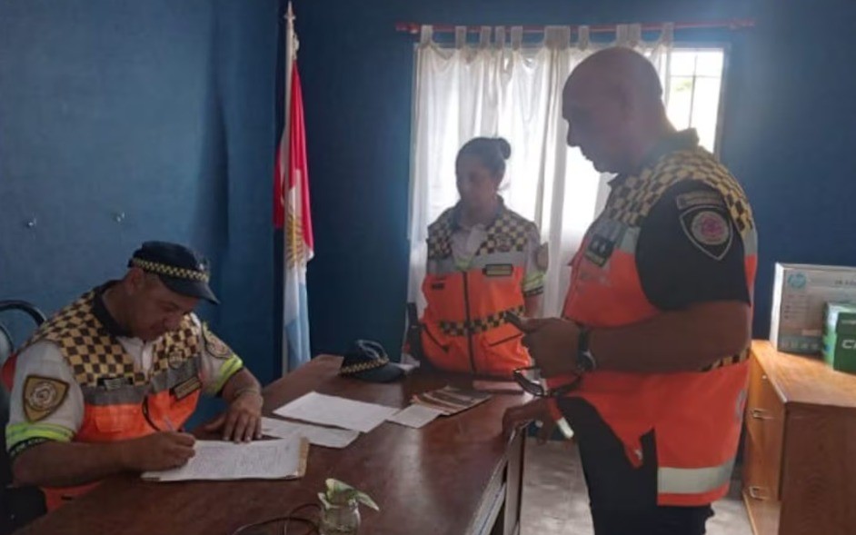 Un turista porteño agredió e insultó a una policía tras ser multado | Córdoba