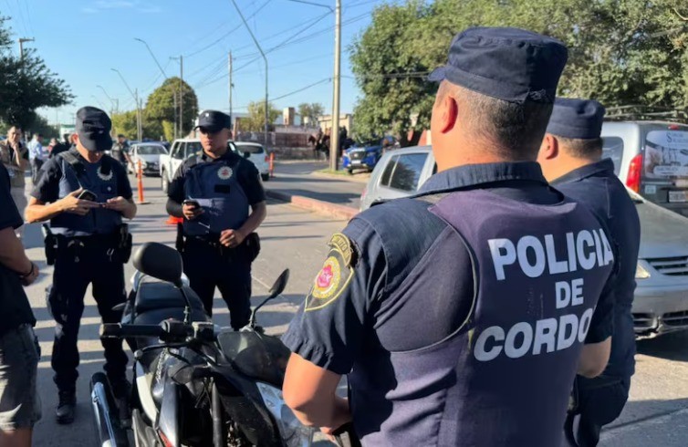 Fuerzas de seguridad realizaron un operativo en el acceso sur de Córdoba | Córdoba