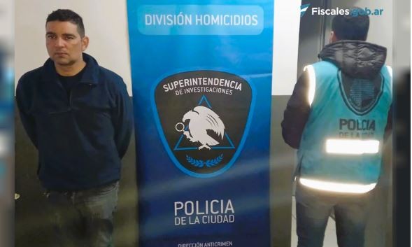 Un podólogo va a juicio por asesinar a su esposo con suero envenenado para quedarse con la herencia | Actualidad