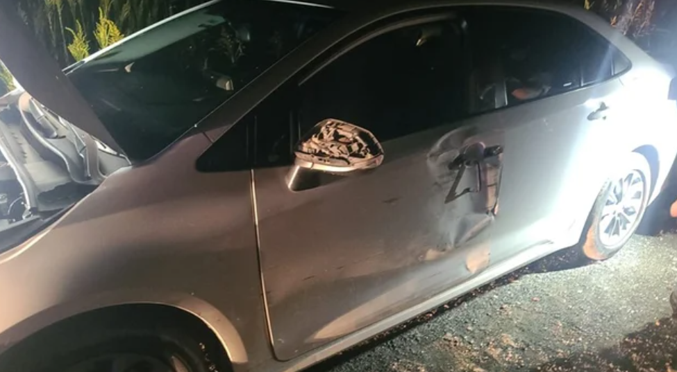 Frenaron a un joven conductor en un control policial y descubrieron que llevaba droga: inentó escapar y arrastró a un agente | Actualidad