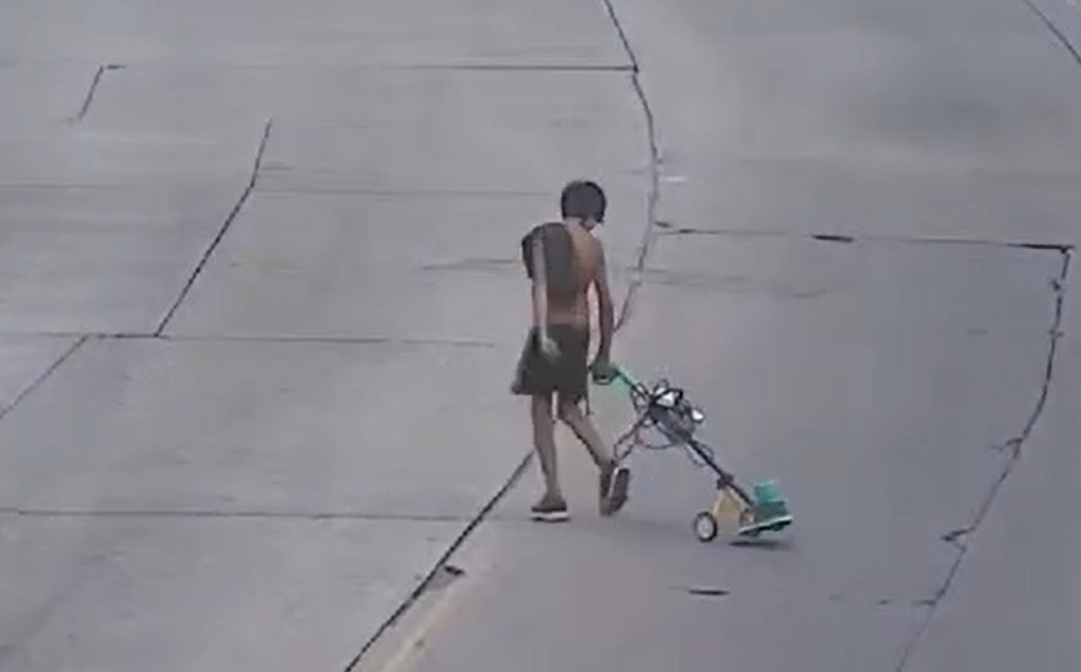 Detuvieron a un menor de 13 años que robó una bordeadora de una casa | Córdoba