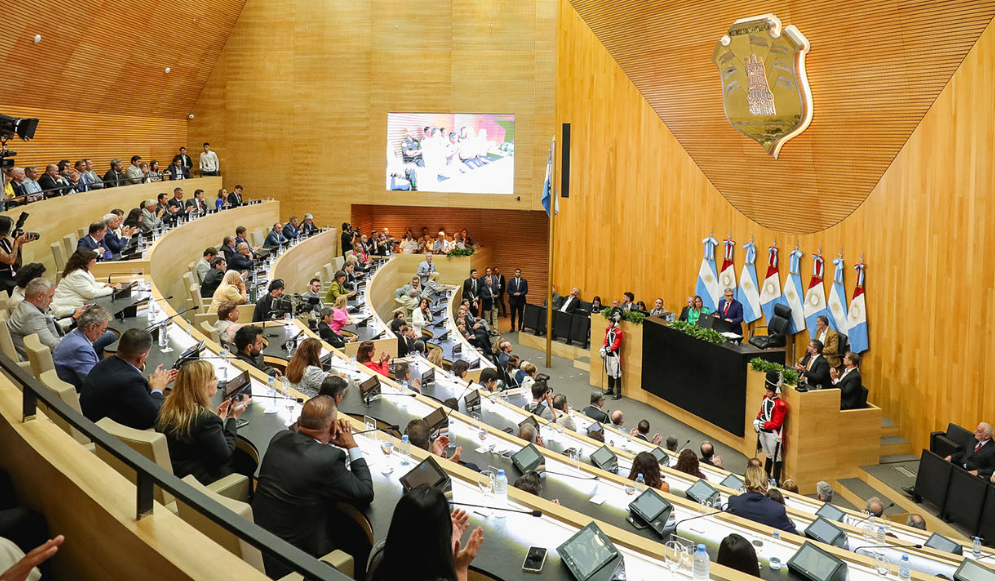 Legislador denuncia al gobierno de Córdoba por alteraciones en el reglamento legislativo | Córdoba