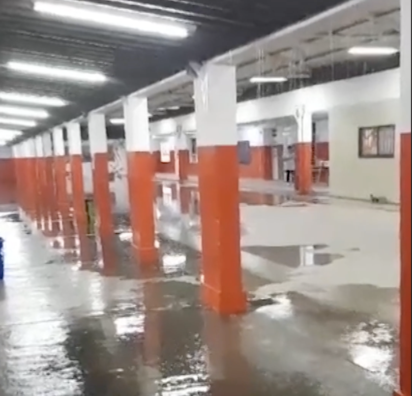 Sin clases en el ipem José Ignacio Díaz por inundación | Córdoba