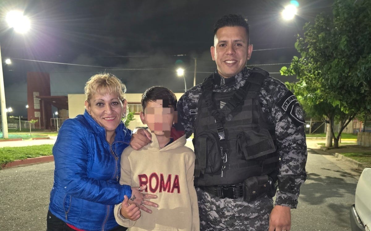 Un policía le salvó la vida de un menor de 13 años que se había ahogado en Córdoba | Córdoba