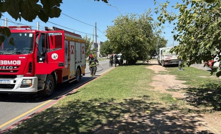 Video: una retroexcavadora rompió un caño maestro de gas: hay evacuados | Córdoba