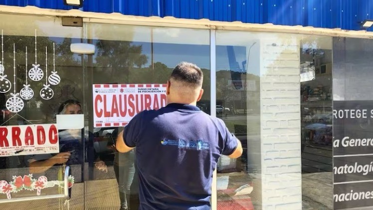 Clausuraron varios comercios en Córdoba por venta ilegal de zooterápticos | Córdoba
