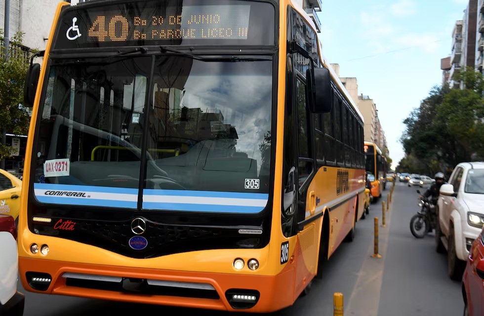 Por obras en avenida Maipú, trasladan las paradas de siete líneas de colectivos | Córdoba