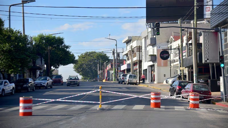 Tras varios días cortada, habilitaron el tránsito en la avenida Castro Barros | Córdoba
