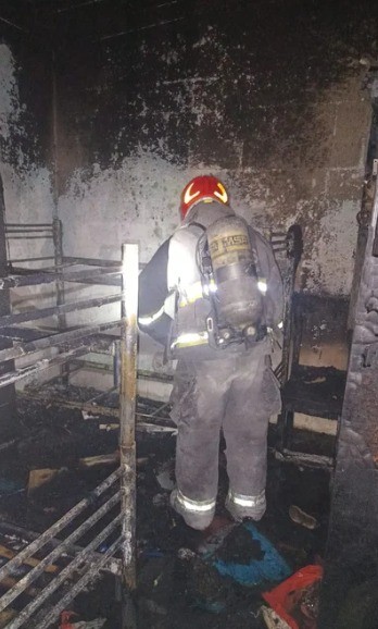 Bomberos sofocaron dos incendios en diferentes barrios de Córdoba | Córdoba