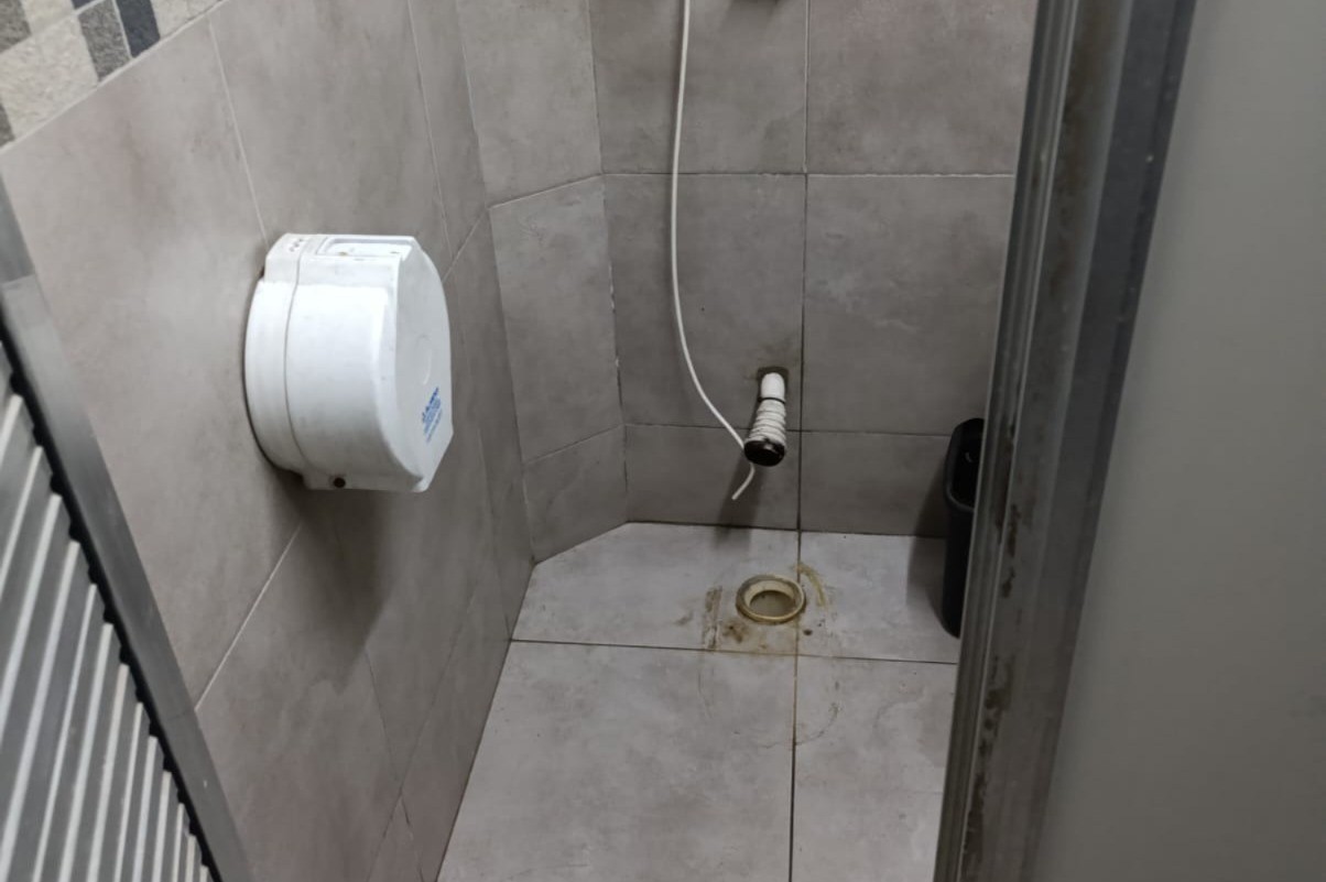 Insólito: un hombre robó un inodoro de una estación de servicio en Córdoba | Córdoba