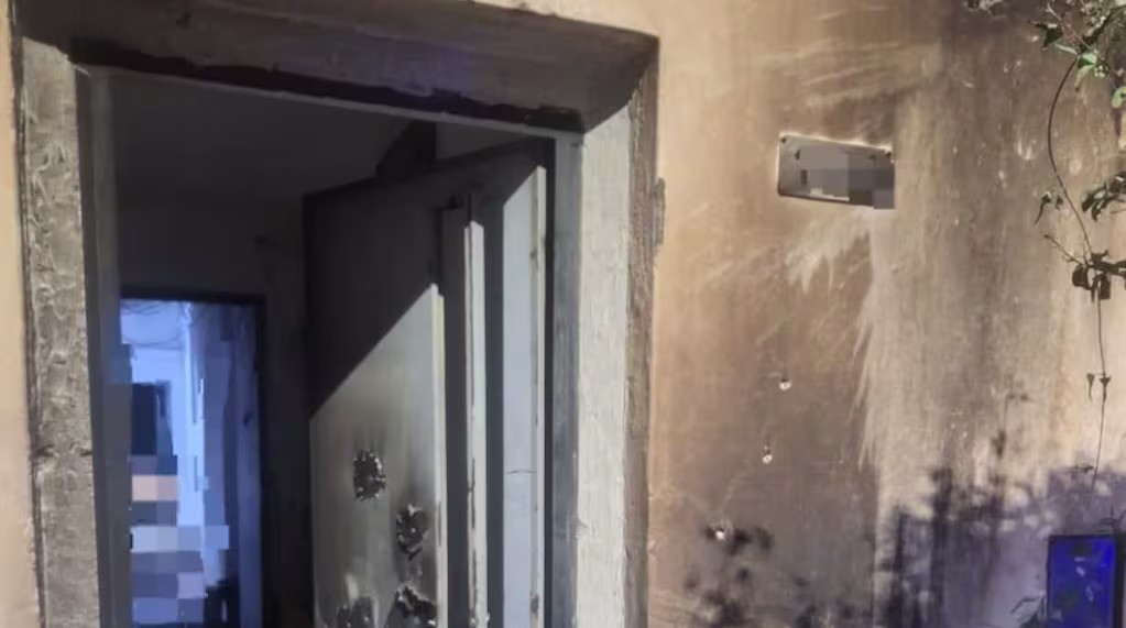 Balearon una casa y tiraron bombas molotov en barrio Yofre Norte | Córdoba