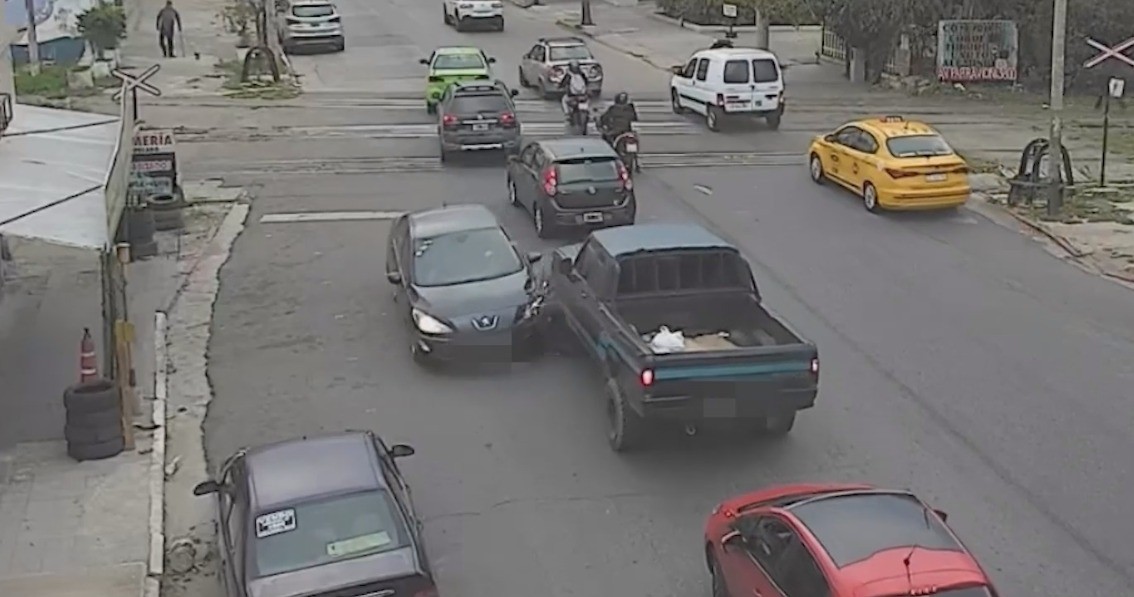 Manejaba alcoholizado y en contramano: chocó a una camioneta en pleno centro de Córdoba | Córdoba