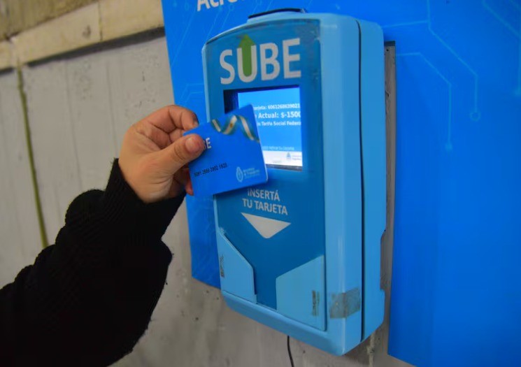 Tarjeta SUBE debutó en Córdoba con baja adhesión de usuarios | Córdoba