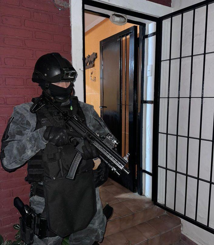 Detuvieron a una pareja extranjera que vendía drogas por delivery | Córdoba