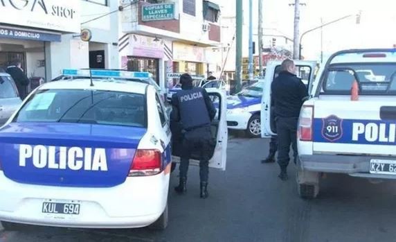 Una inspectora municipal de La Plata fue detenida por pedir coimas en un negocio | Actualidad