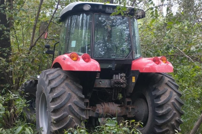 Córdoba: recuperaron un tractor y un auto que habían sido robados | Córdoba