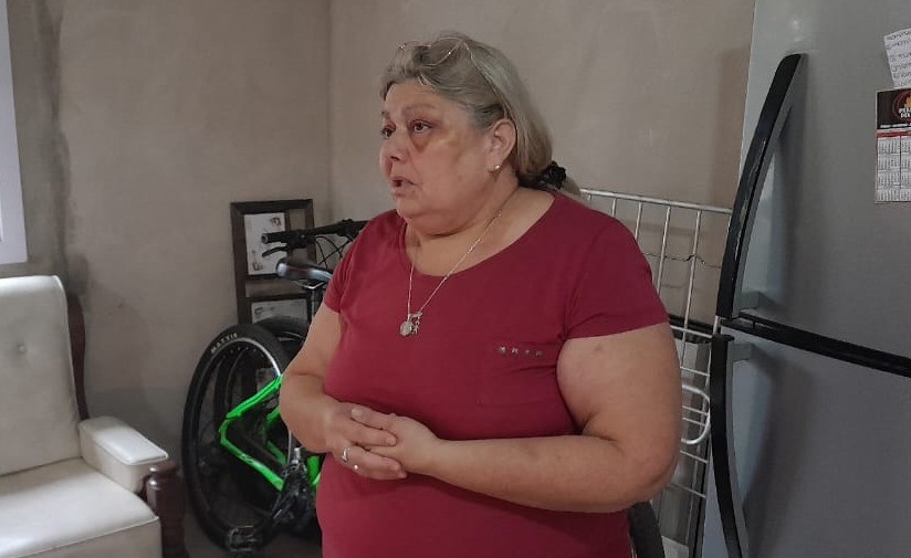 Una mujer denunció que vecinos los atacan debido a que su hija es cadete de la Policía | Córdoba