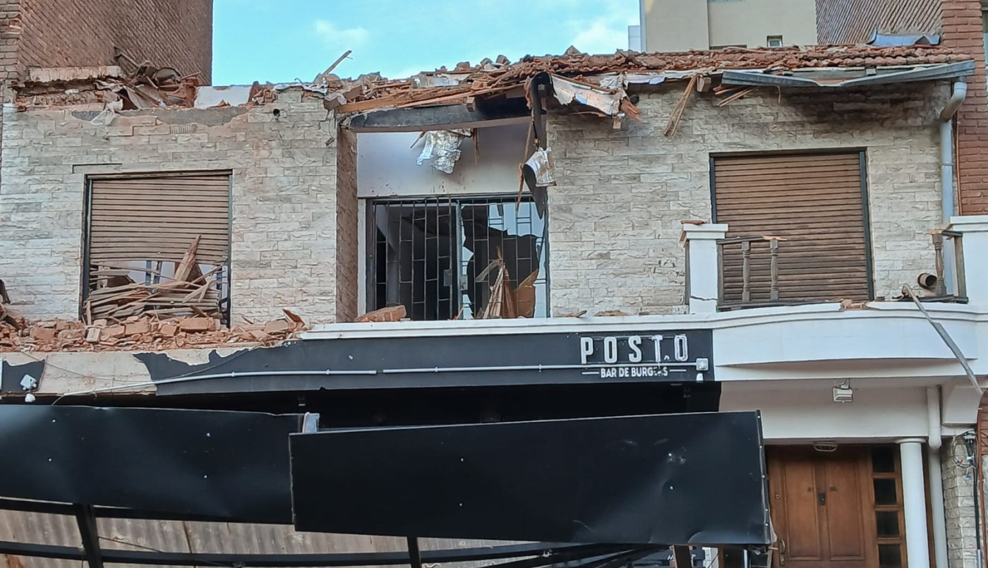 Dejaron sin asistencia a los inquilinos de la casa sobre el bar derrumbado en Güemes | Córdoba