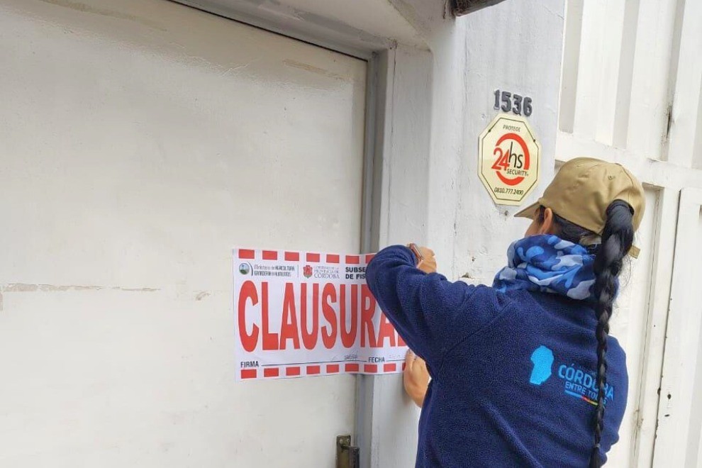 Clausuraron dos locales en Córdoba por vender productos veterinarios sin habilitación | Córdoba