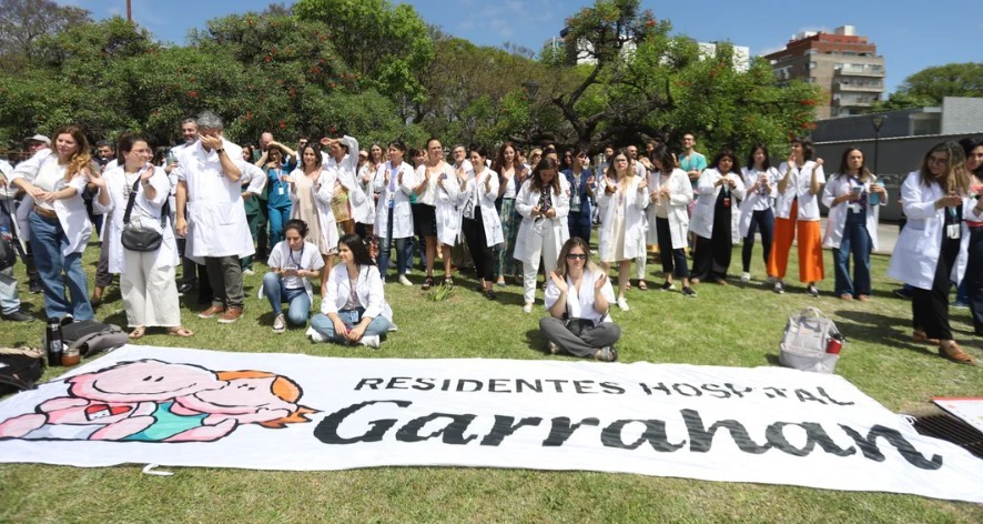 Hospital Garrahan: tras recibir una intimación, los residentes levantaron el paro | Actualidad