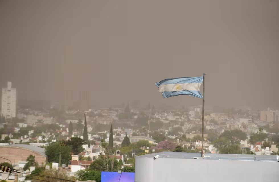 Córdoba está bajo “alerta amarillo”: advierten fuertes vientos y posibilidad de incendios | Córdoba