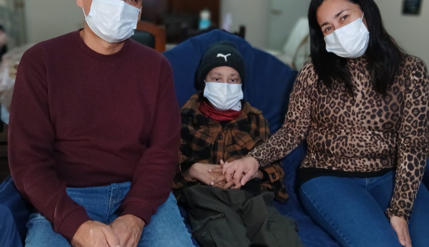 Emocionante: tiene 12 años, viajó a Córdoba para someterse a un trasplante de médula y ya recibió el alta | Córdoba