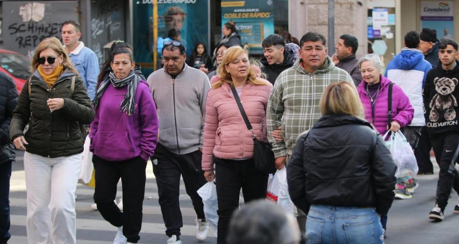 El 57%  de los cordobeses recortó gastos en el último mes | Córdoba