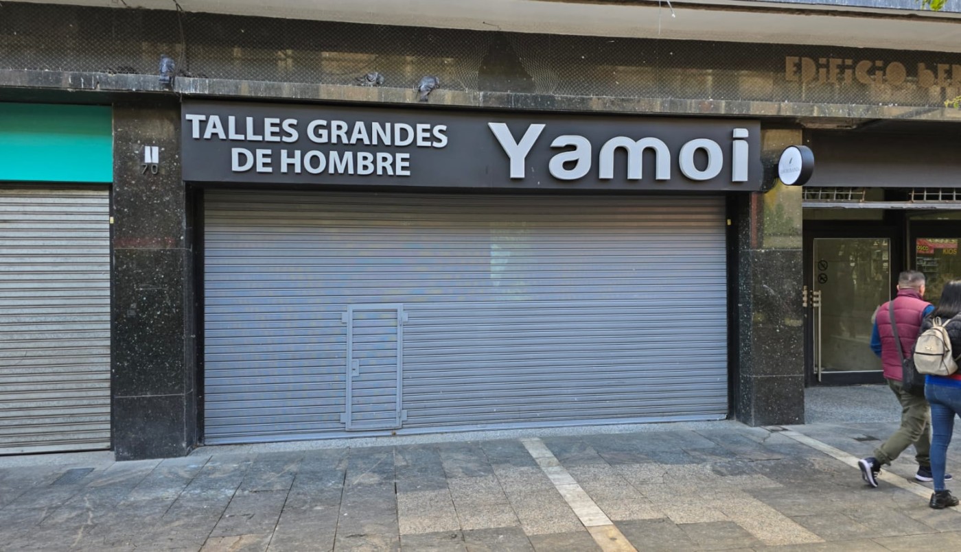 Insólito: la despidieron del trabajo, se negó a irse y sus compañeros la encerraron | Córdoba