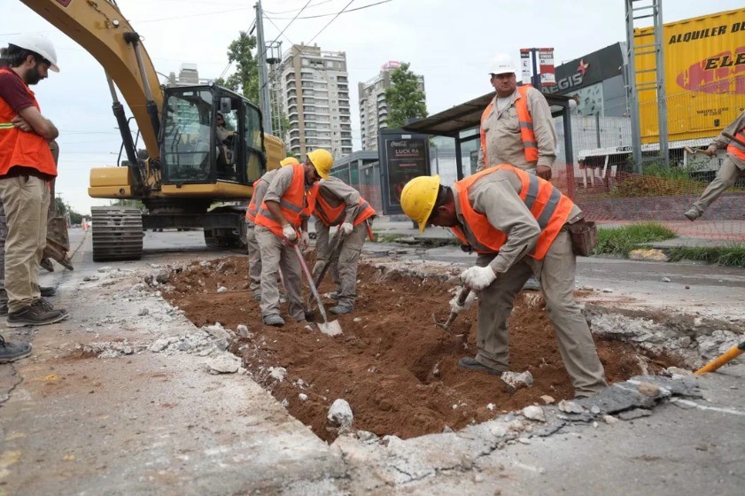 Corte total en avenida Sagrada Familia por obras en desagües pluviales | Córdoba