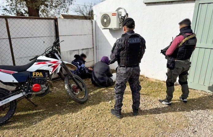 Dos detenidos por intentar meter droga a la cárcel de Villa María | Córdoba