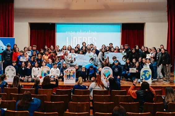 Jóvenes líderes comprometidos con el planeta: se realizó la Feria de Líderes Sustentables | Córdoba