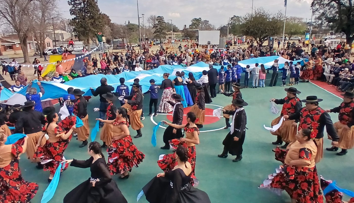 Barrio Estación Flores celebra sus 100 años con música, danza y participación vecinal | Córdoba