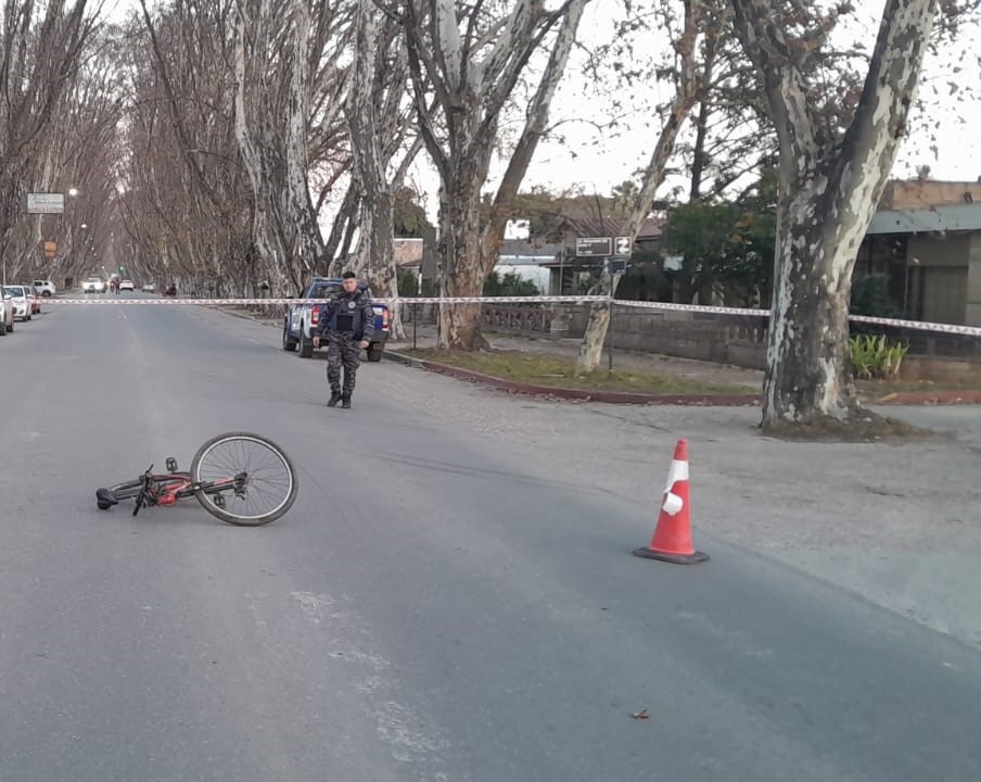 Colonia Caroya: un hombre fue atropellado mientras iba en su bicicleta y falleció | Córdoba