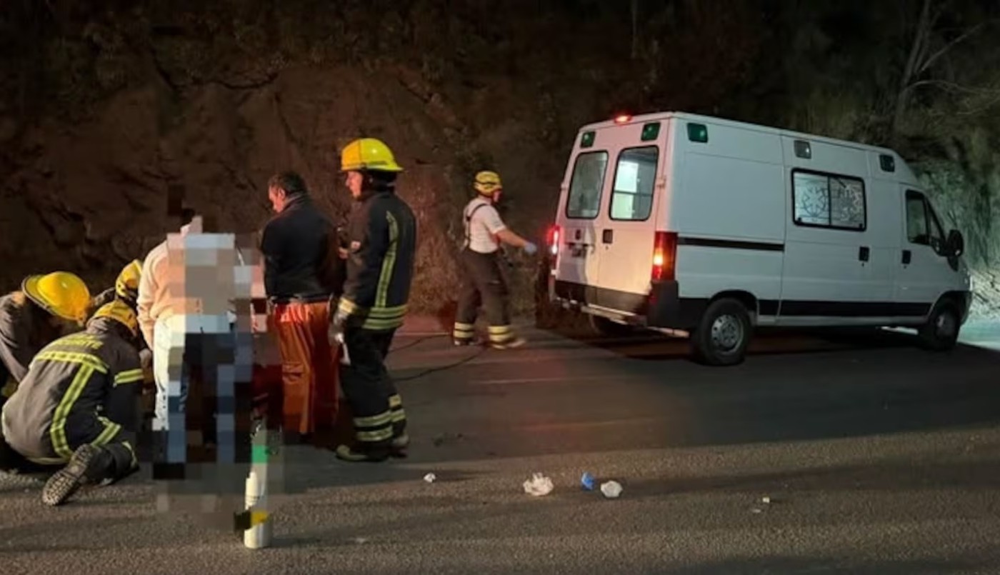 Un joven se encuentra en terapia intensiva tras perder el control se su moto y chocar en la Ruta 38 | Córdoba